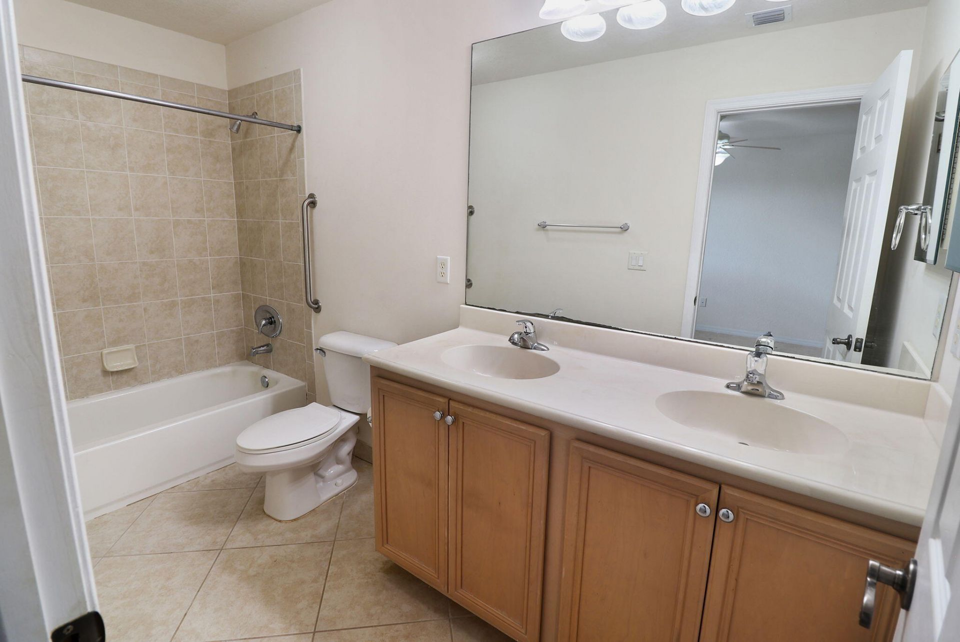 5930 Royal Way, Tamarac, FL 33321 Photo