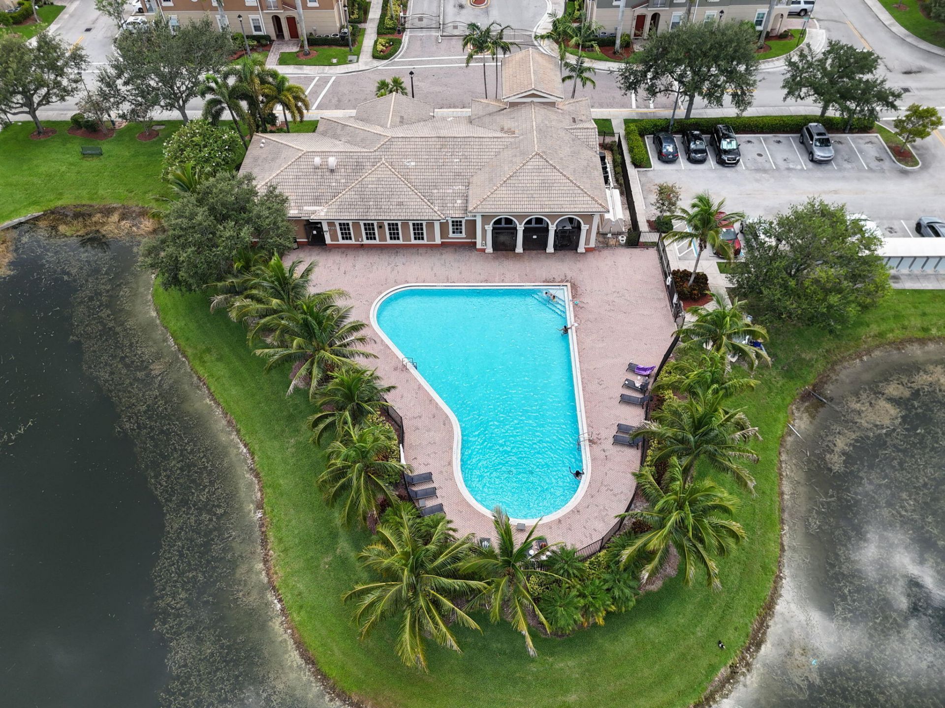 5930 Royal Way, Tamarac, FL 33321 Photo