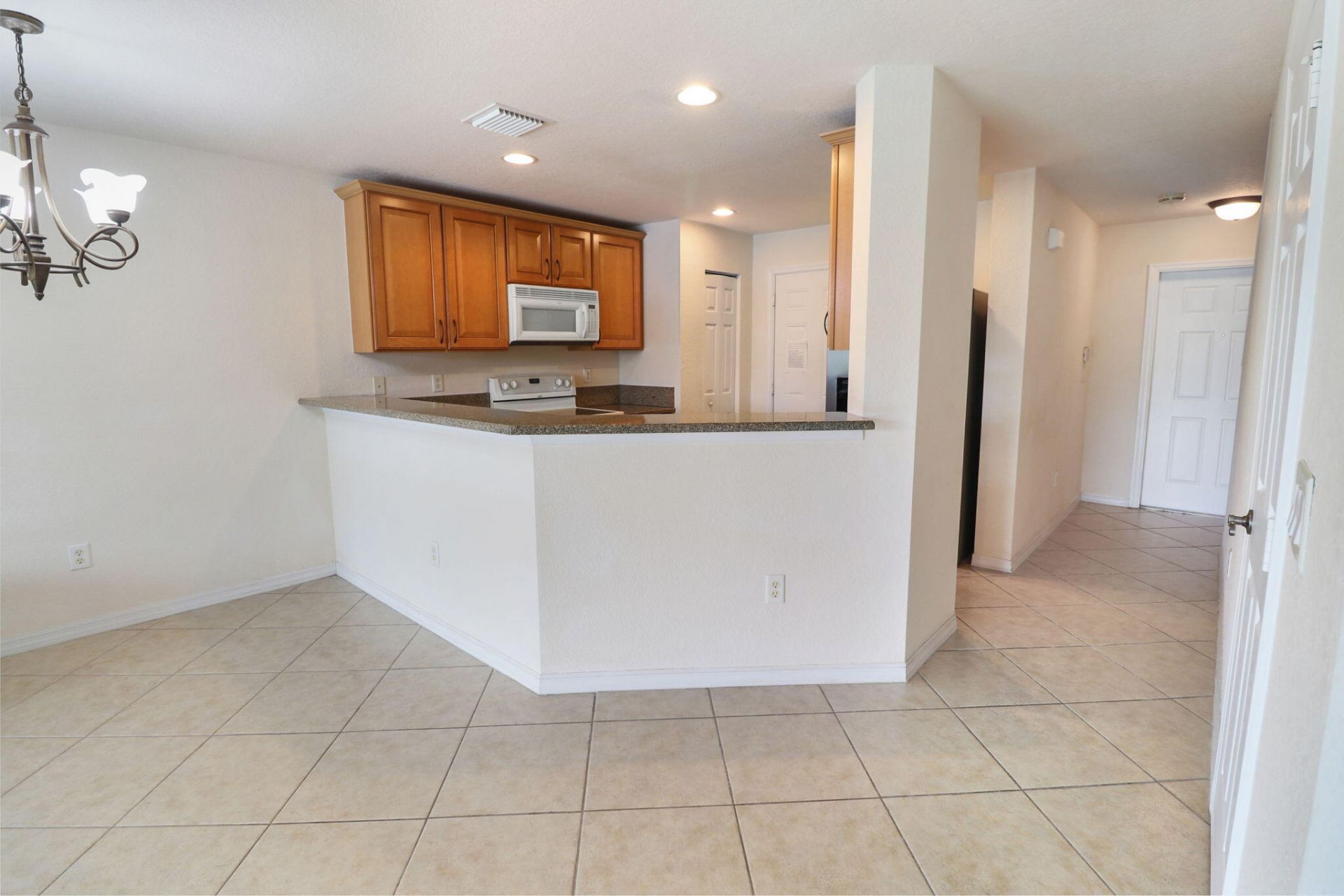 5930 Royal Way, Tamarac, FL 33321 Photo