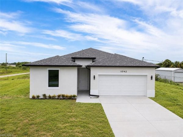 1042 Monday ST , LABELLE, FL 33935