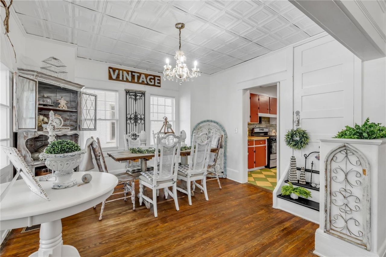 407 Magnolia Street, New Smyrna Beach, FL 32168 Photo