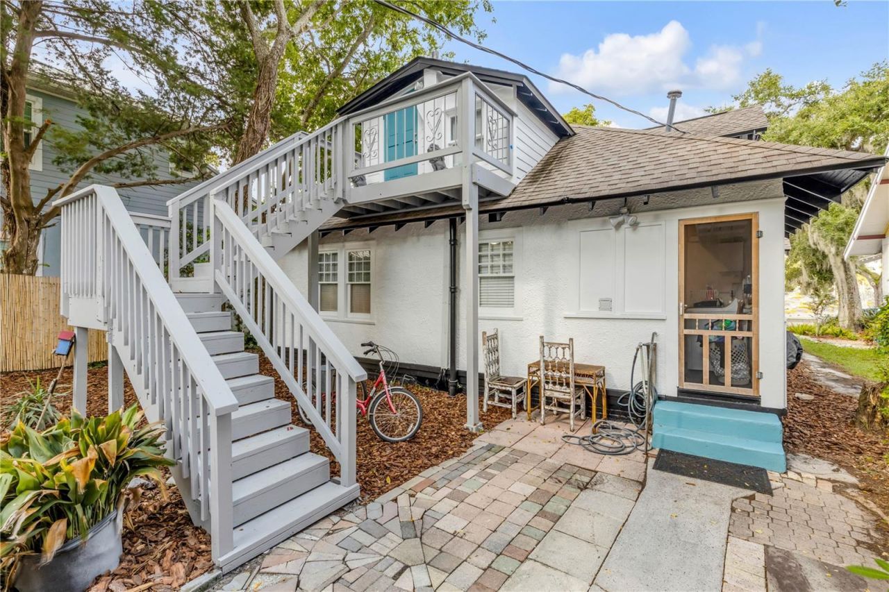 407 Magnolia Street, New Smyrna Beach, FL 32168 Photo
