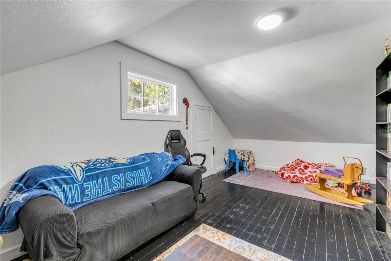 407 Magnolia Street, New Smyrna Beach, FL 32168 Photo