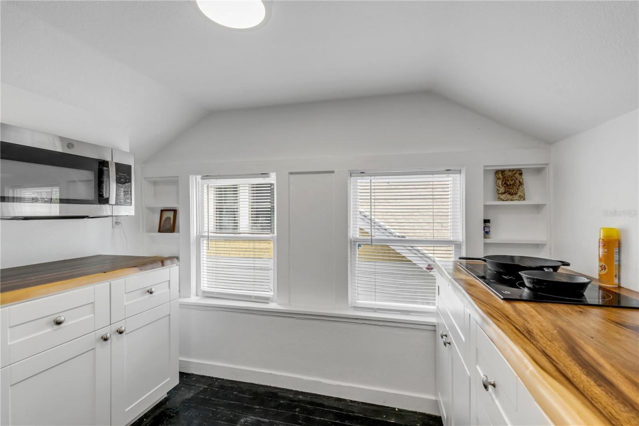 407 Magnolia Street, New Smyrna Beach, FL 32168 Photo