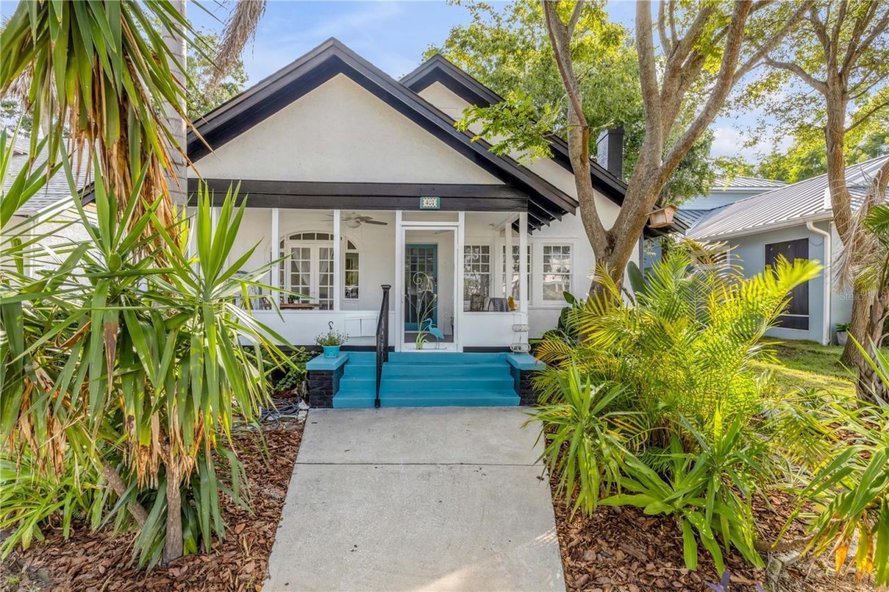 407 Magnolia Street, New Smyrna Beach, FL 32168 Photo