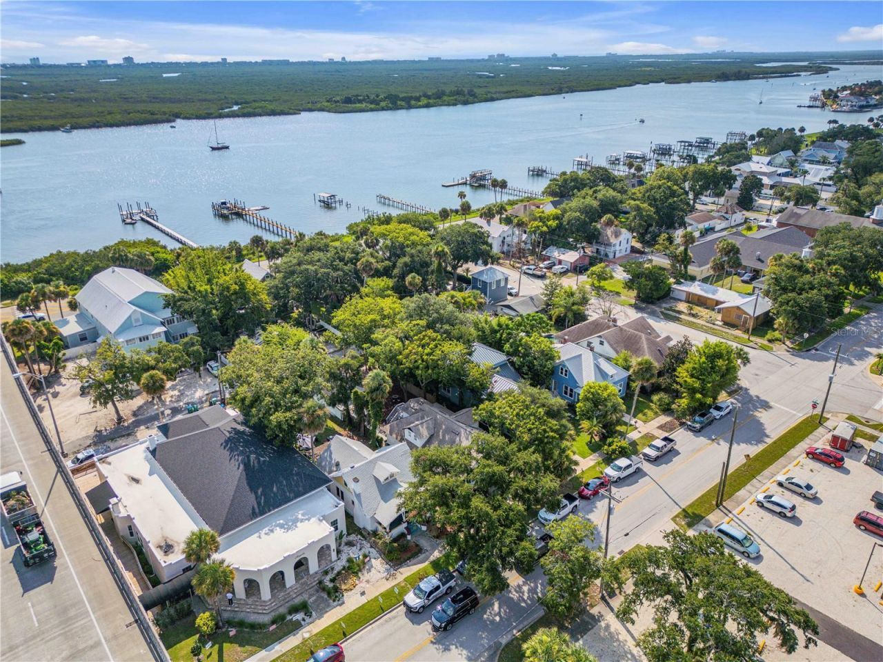 407 Magnolia Street, New Smyrna Beach, FL 32168 Photo