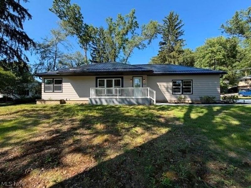 3045 Endicott Way, Silver Lake, OH 44224 Photo 1