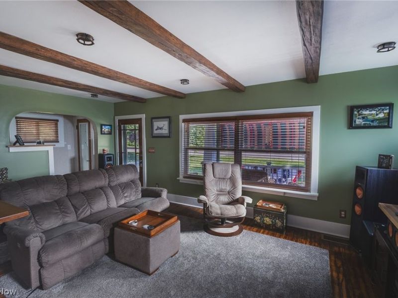 290 Cooper Foster Park Road W, Lorain, OH 44053 Photo 7