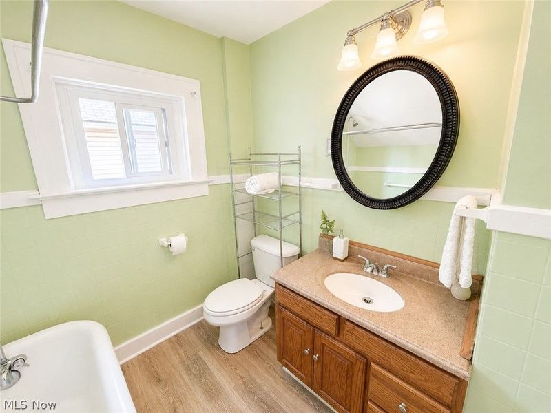 684 Dayton Street, Akron, OH 44310 Photo 26
