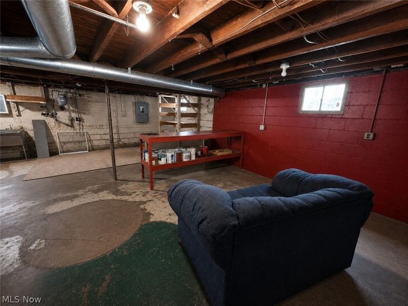 684 Dayton Street, Akron, OH 44310 Photo 32