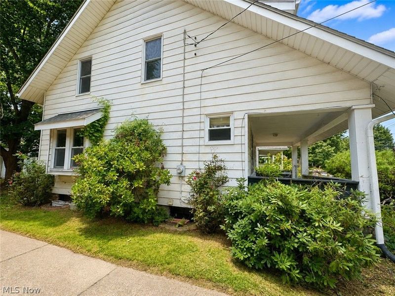 684 Dayton Street, Akron, OH 44310 Photo 4