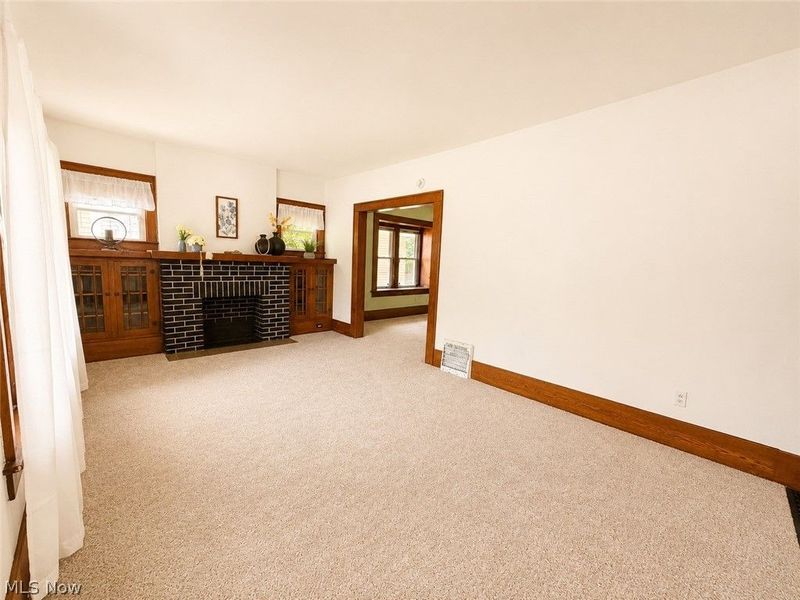 684 Dayton Street, Akron, OH 44310 Photo 6
