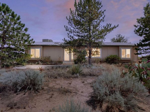 6 El Cerro Mission Place, Los Lunas, NM 87031