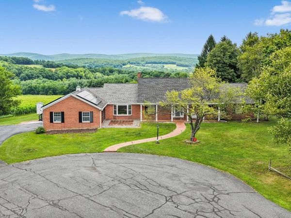 1721 BRECKENRIDGE ROAD, ORWIGSBURG, PA 17961