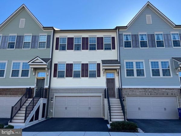121 LOCKS FARM LANE, DOWNINGTOWN, PA 19335