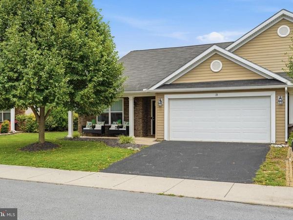 33 CHENNAULT TRAIL, FALLING WATERS, WV 25419