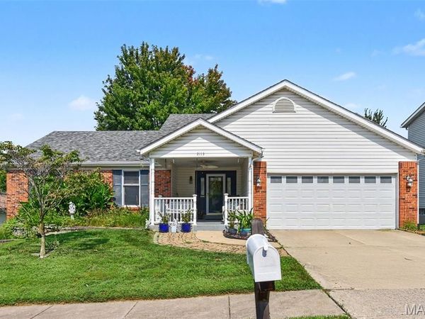 2113 Dettmer Place, Florissant, MO 63031