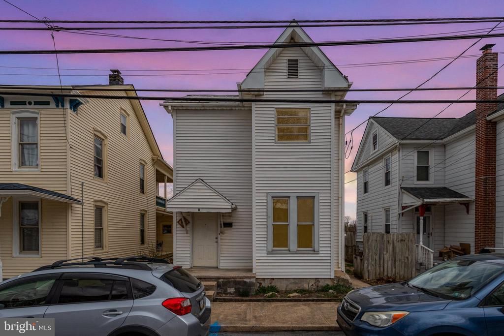 108 S RIVER STREET , MAYTOWN, PA 17550