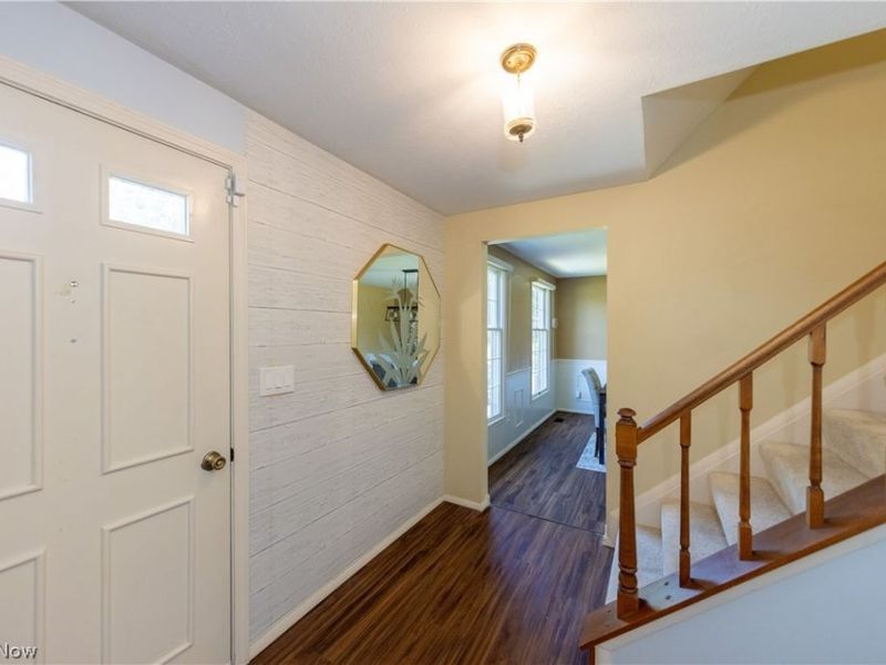 1058 Riverview Drive, Macedonia, OH 44056 Photo 3
