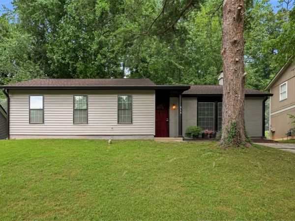 846 Martin Road, Stone Mountain, GA 30088