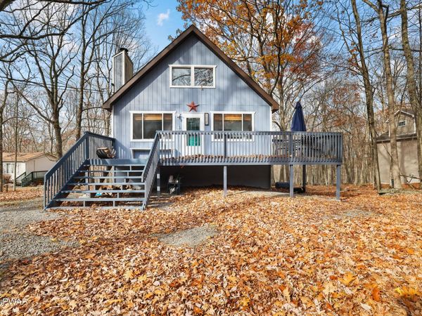 113 Pebble Rock Road , Lackawaxen, PA 18435