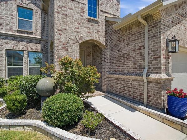 5616 Salt Springs Drive, Fort Worth, TX 76179