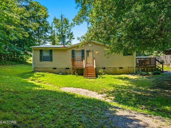 400 Wilkins Ave , Etowah, TN 37331
