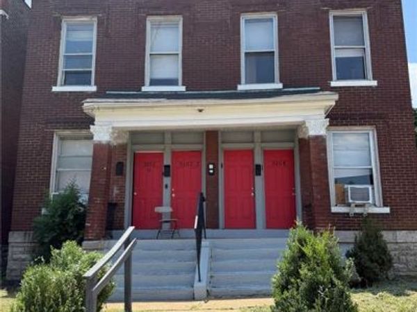 3152 Winnebago Street , St Louis, MO 63118