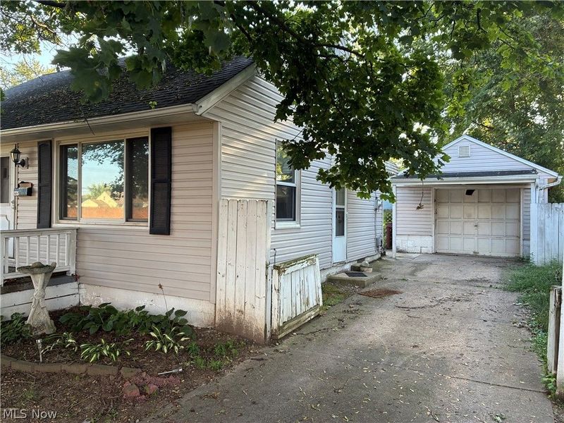 1235 Bordner Avenue SW, Canton, OH 44710 Photo 3