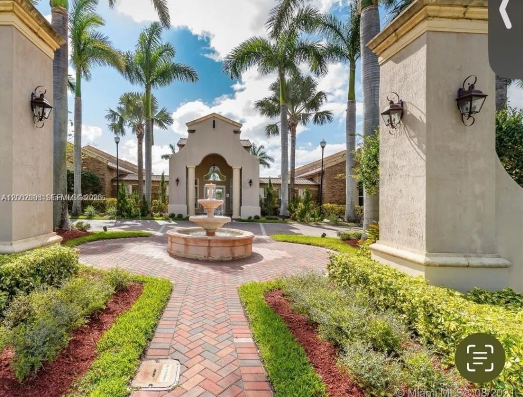 1398 NE 33rd Ave, Unit 108-25, Homestead, FL 33033 Photo