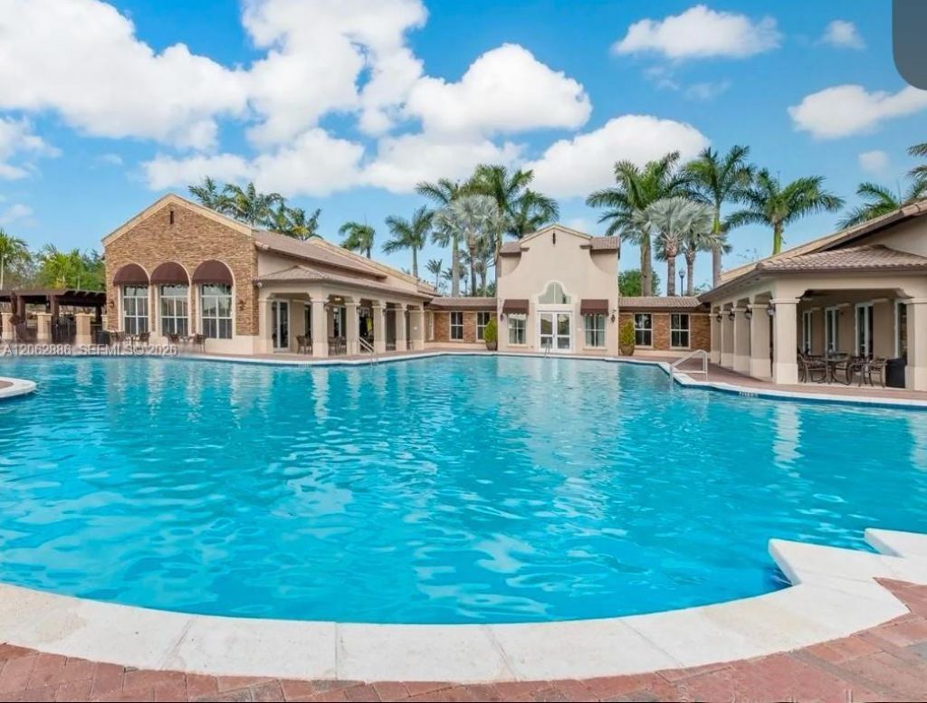 1398 NE 33rd Ave, Unit 108-25, Homestead, FL 33033 Photo