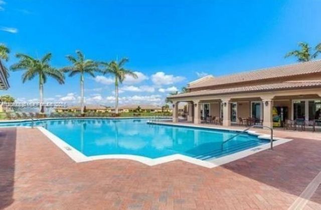 1398 NE 33rd Ave, Unit 108-25, Homestead, FL 33033 Photo