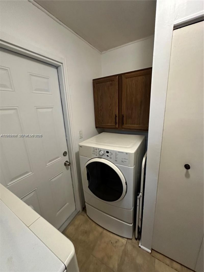 7880 NW 11th St, Pembroke Pines, FL 33024 Photo