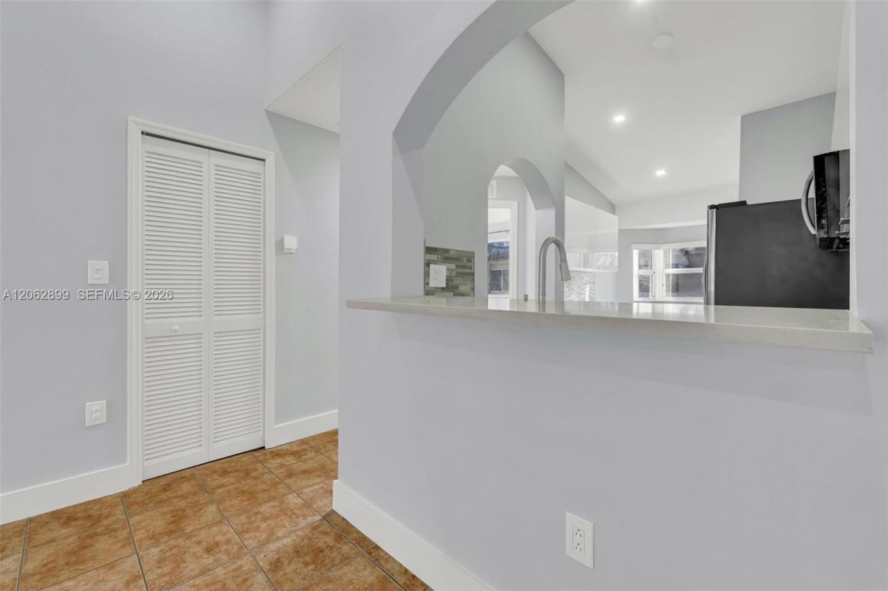 2910 SE 13th Rd , Unit 205-44, Homestead, FL 33035 Photo