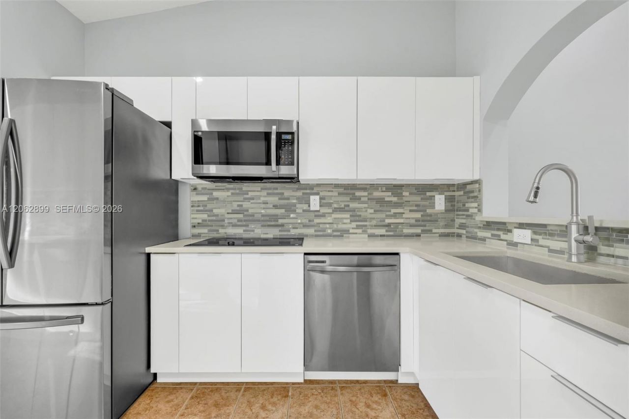 2910 SE 13th Rd , Unit 205-44, Homestead, FL 33035 Photo