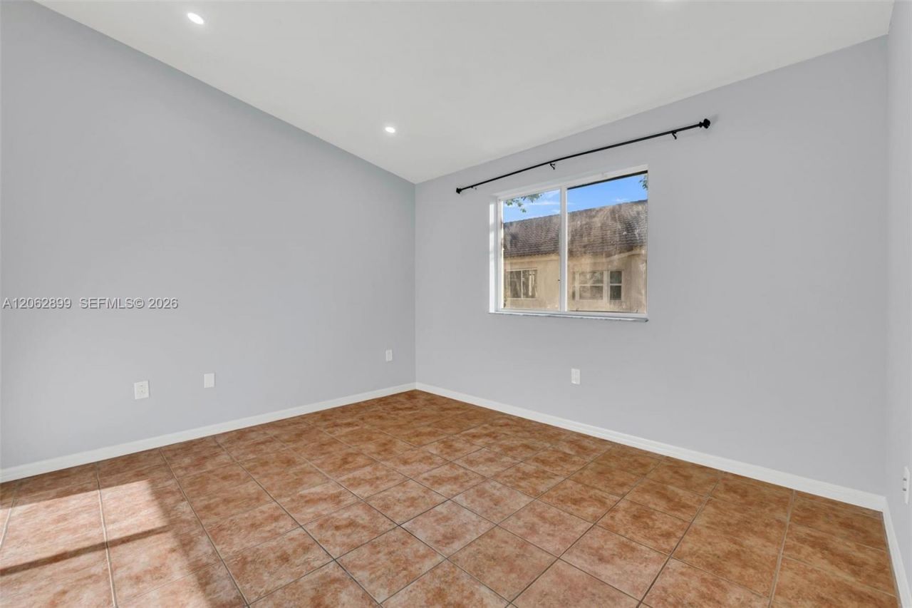 2910 SE 13th Rd , Unit 205-44, Homestead, FL 33035 Photo