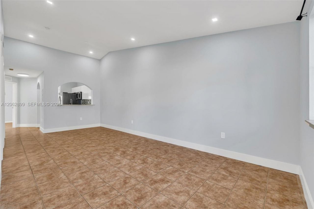 2910 SE 13th Rd , Unit 205-44, Homestead, FL 33035 Photo