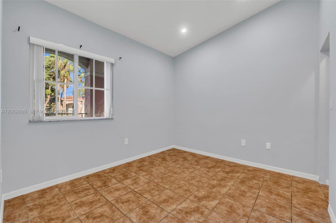 2910 SE 13th Rd , Unit 205-44, Homestead, FL 33035 Photo
