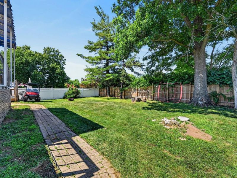 511 Milgin Drive, Delhi Twp, OH 45238 Photo 17