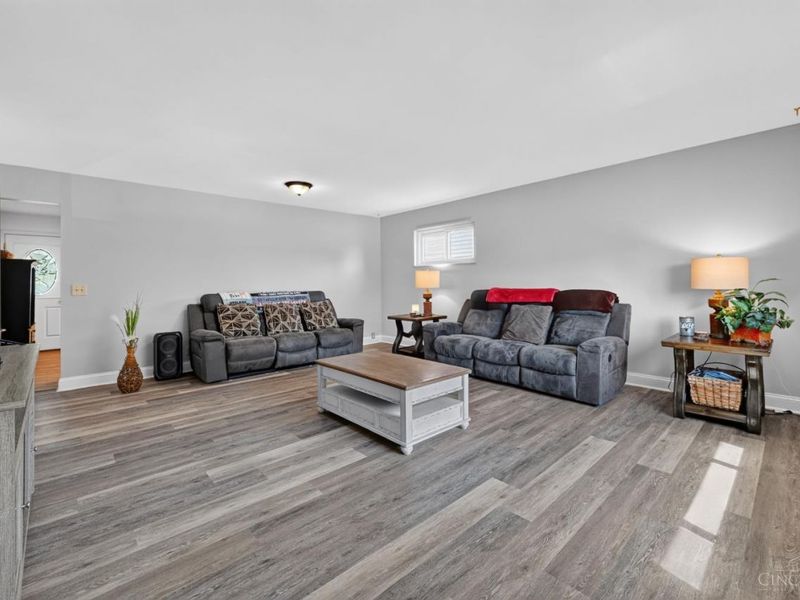 511 Milgin Drive, Delhi Twp, OH 45238 Photo 6
