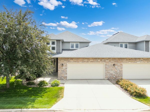 1498 Willow Point Lane SW, Rochester, MN 55902