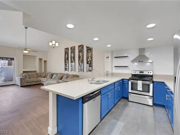 5635 Vineyard Lane, Unit 5635, Las Vegas, NV 89110