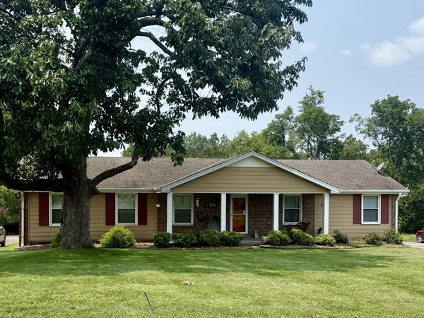 122 Oak Hill Dr , Lebanon, TN 37087