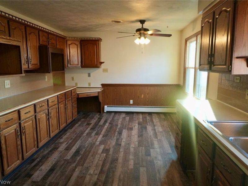 2930 Center Road , Poland, OH 44514 Photo 8