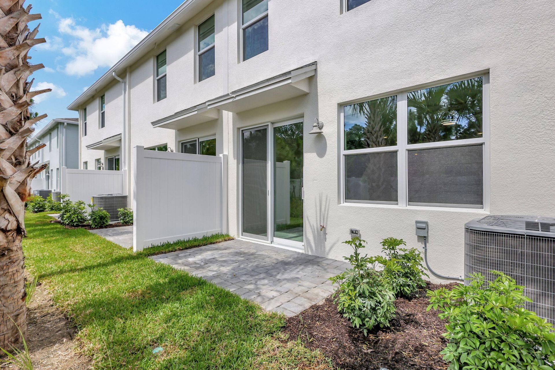 5694 SE Edgewater Circle, Stuart, FL 34997 Photo