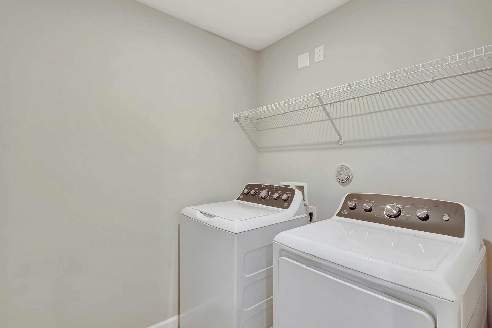 5694 SE Edgewater Circle, Stuart, FL 34997 Photo
