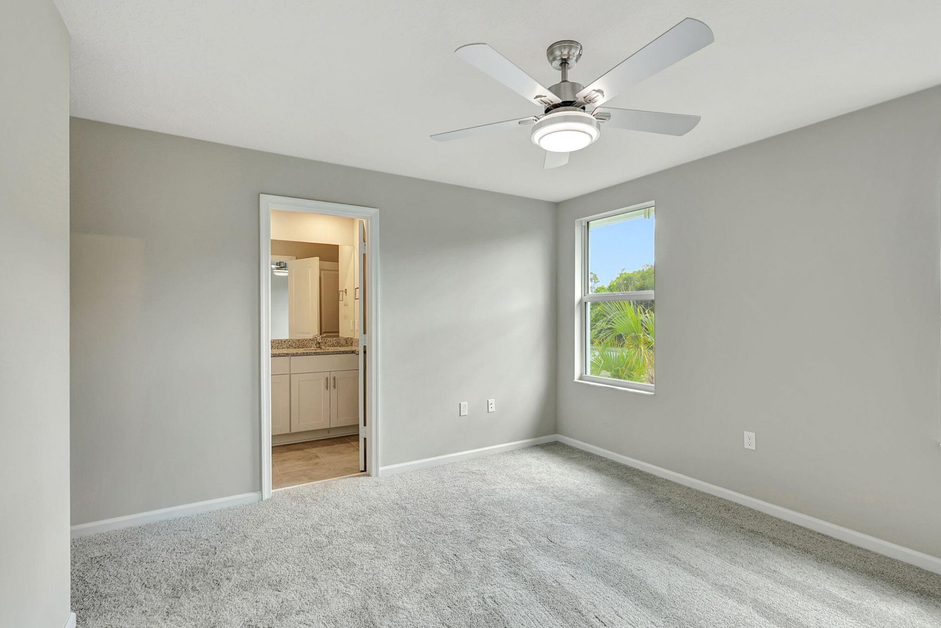 5694 SE Edgewater Circle, Stuart, FL 34997 Photo