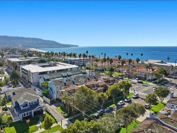 200 Avenue C, Redondo Beach, CA 90277