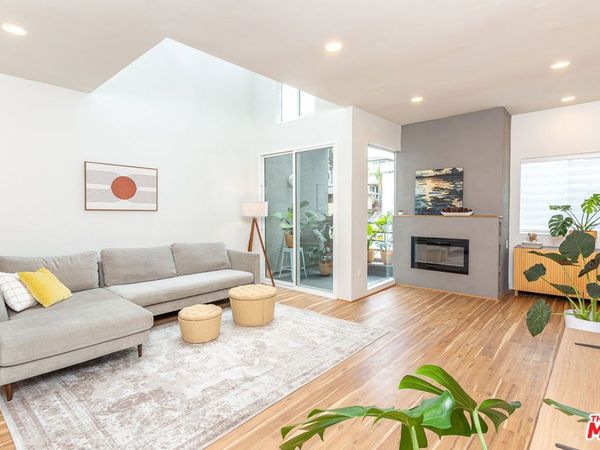 1617 S Beverly Glen Boulevard, Unit 102, Los Angeles, CA 90024