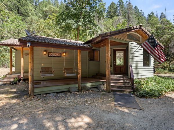 4955 Sardine Creek L Fork Road, Gold Hill, OR 97525